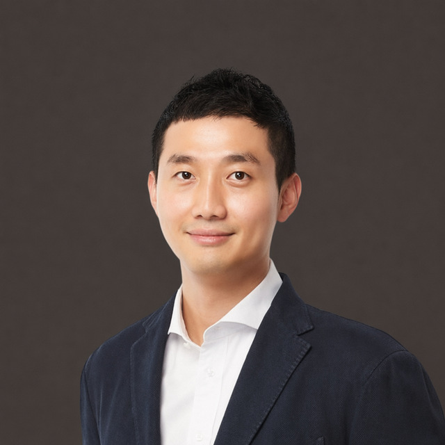 Wedding Book founder